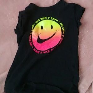 A nike short sleve tee